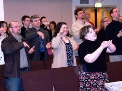 Sign language worship is beautiful!