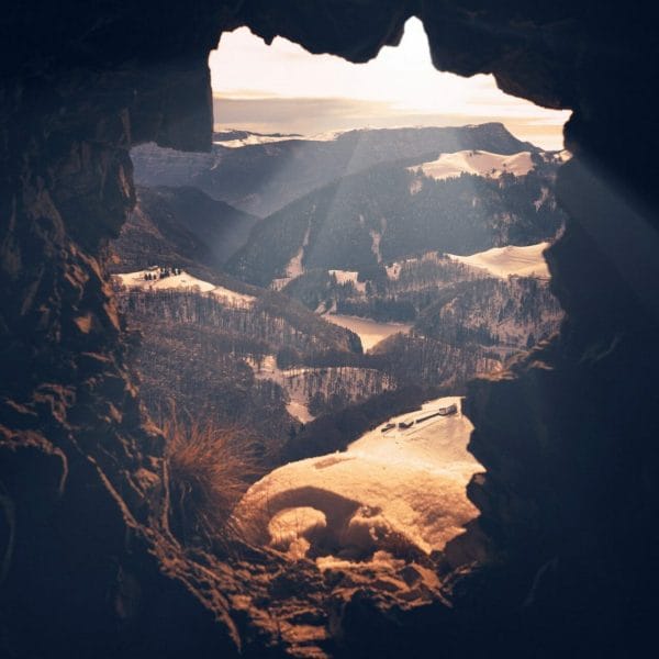 The Week After - Impact of the Resurrection on daily life.